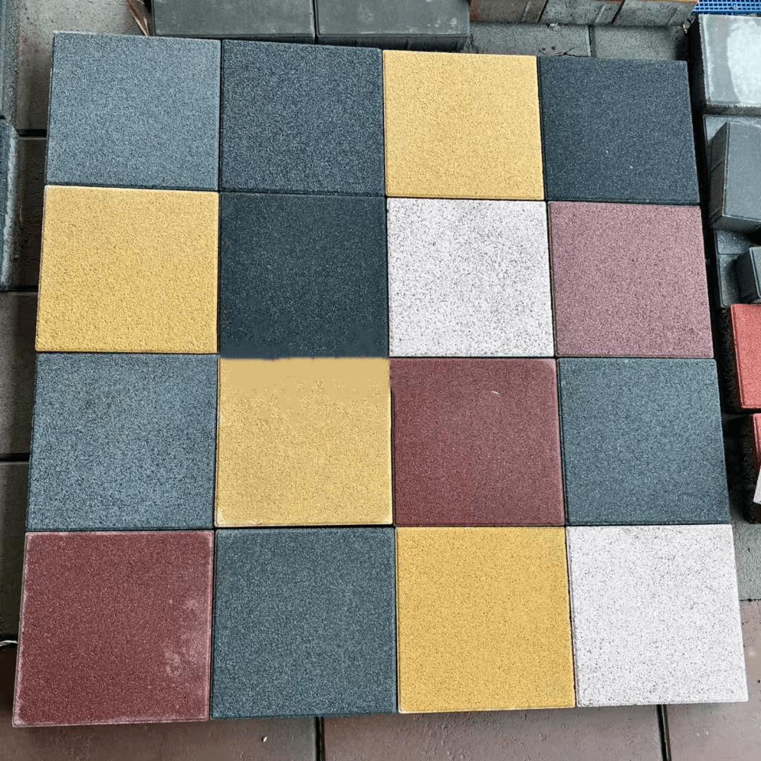 彩地工贸石英砖｜高强度耐磨，户外铺装更耐用